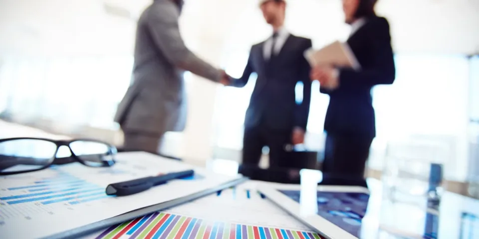 Obsługa BHP staje się prostsza dzięki komputerom z nowoczesną technologią - optymalizacja procesów pracy